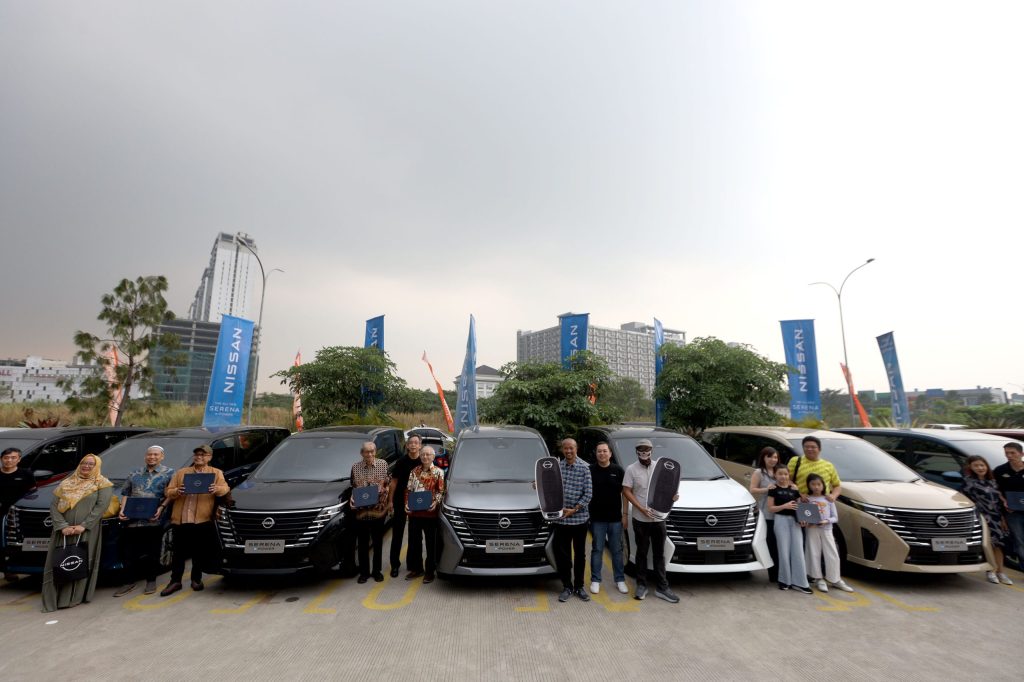 Nissan Resmi Serahkan All New Serena e-Power ke&nbsp;Konsumen